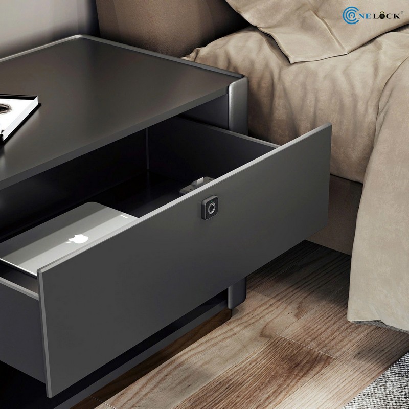 Khoa cua van tay Ha Long-Lap cho cua tu